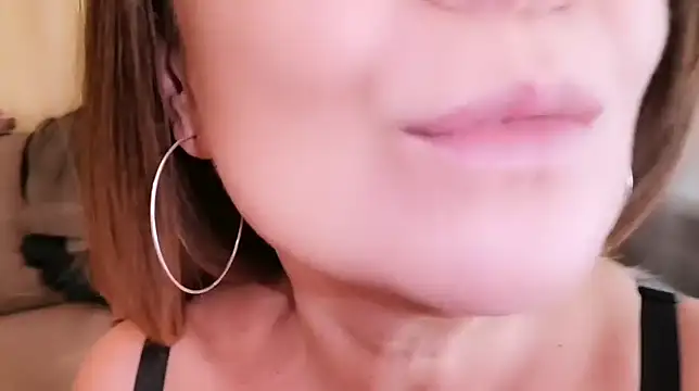 LadyAndTransy online show from 1, 6, 2026