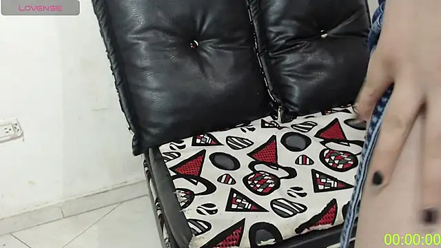 Snapshot of sexcouplehot_ chatting on 5, 2, 2025 sexcouplehot online show from 5, 2, 2025