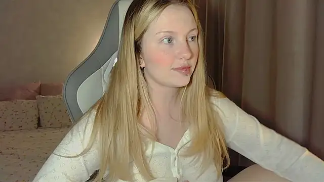 Snapshot of x_ivy_x chatting on 9, 4, 2026 x ivy x online show from 9, 4, 2026