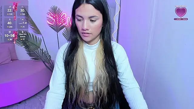 Chiara tay online show from 2, 2, 2025