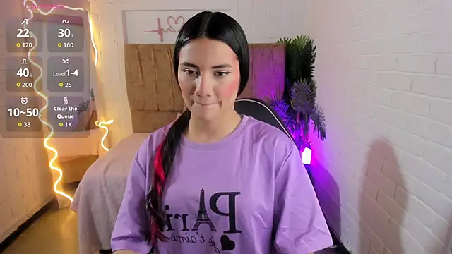 Chiara tay online show from 26, 9, 2025