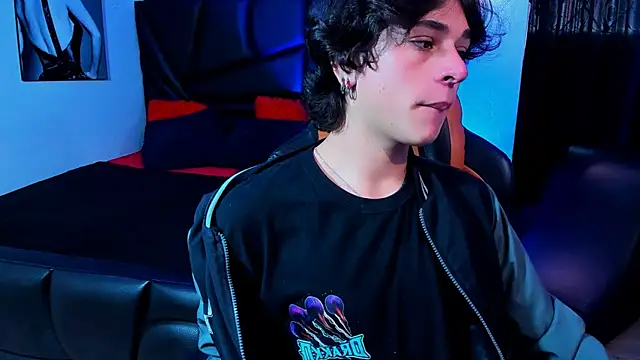 Luke Howland online show from 28, 1, 2025