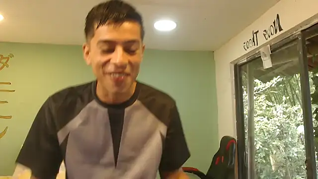 danielitopapuu online show from 24, 7, 2026