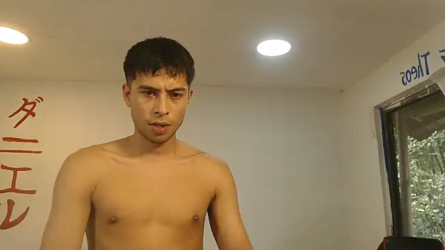 danielitopapuu online show from 28, 7, 2026