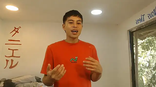danielitopapuu online show from 30, 7, 2026