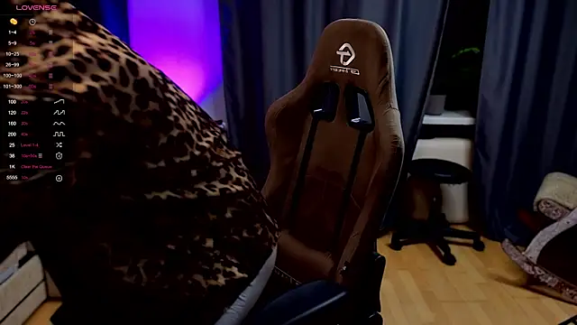 pleasure8869 online show from 17, 12, 2025