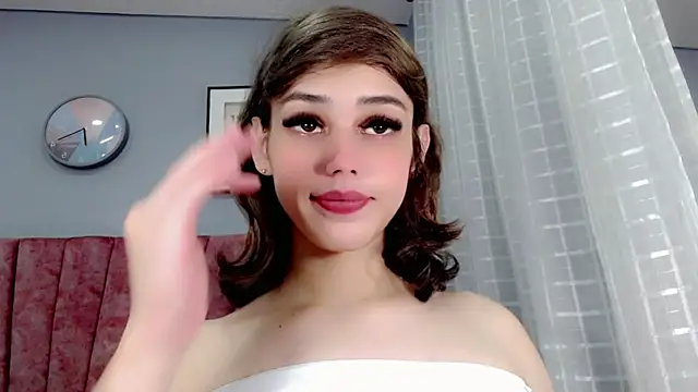 ValeriaAguilar online show from 12, 12, 2024