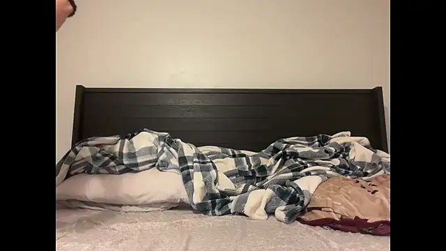 QueenLolaX online show from 8, 10, 2025