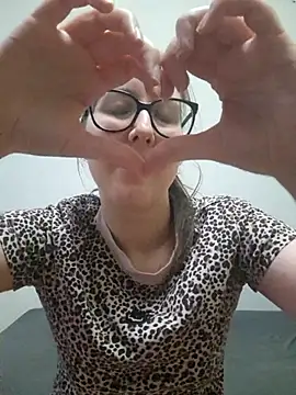 Snapshot of Sarah459 chatting on 14, 7, 2026 Sarah459 online show from 14, 7, 2026