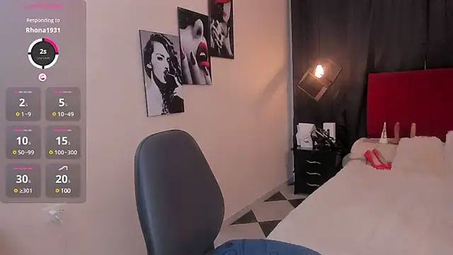 Megan Do Santos online show from 10, 2, 2025