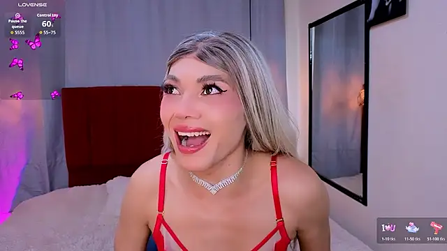 Megan Do Santos online show from 12, 3, 2026