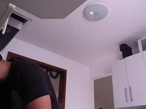 Snapshot of Zordomud0 chatting on 18, 12, 2025 Zordomud0 online show from 18, 12, 2025