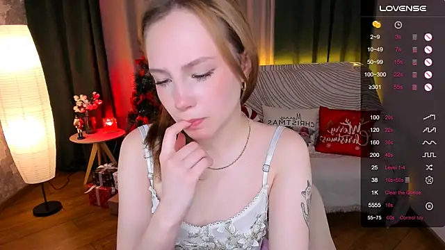 LanaBlu  online show from 18, 12, 2024