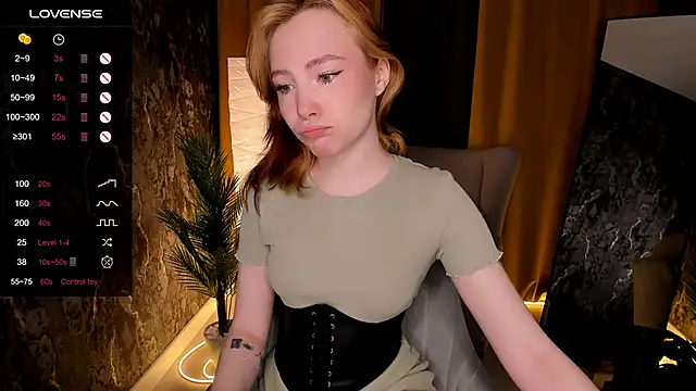 LanaBlu  online show from 21, 2, 2025