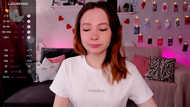 LanaBlu  online show from 18, 1, 2026