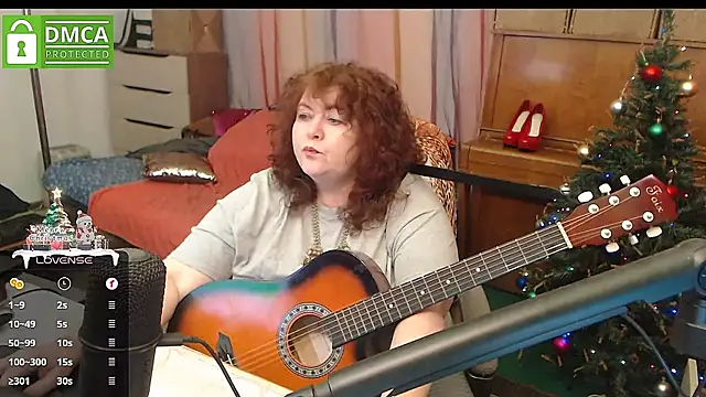 Snapshot of RoseRed69 chatting on 2, 1, 2025 RoseRed69 online show from 2, 1, 2025