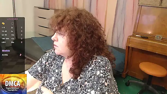 Snapshot of RoseRed69 chatting on 17, 2, 2025 RoseRed69 online show from 17, 2, 2025