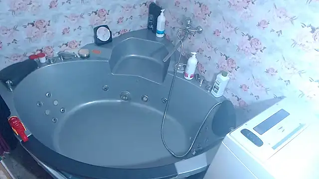 Snapshot of RoseRed69 chatting on 27, 2, 2025 RoseRed69 online show from 27, 2, 2025