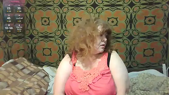 Snapshot of RoseRed69 chatting on 14, 10, 2025 RoseRed69 online show from 14, 10, 2025