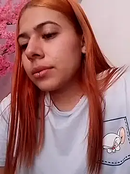 Snapshot of caro_sweett chatting on 25, 1, 2025 caro sweett online show from 25, 1, 2025