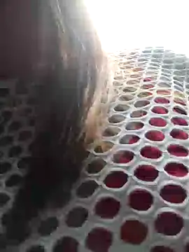 Snapshot of caro_sweett chatting on 5, 2, 2025 caro sweett online show from 5, 2, 2025