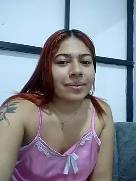 Snapshot of caro_sweett chatting on 8, 3, 2025 caro sweett online show from 8, 3, 2025