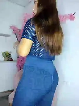 Snapshot of caro_sweett chatting on 10, 3, 2025 caro sweett online show from 10, 3, 2025