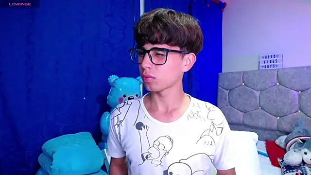 OwenBluee online show from 12, 12, 2024