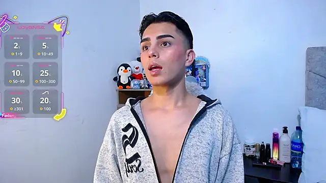 OwenBluee online show from 3, 12, 2025