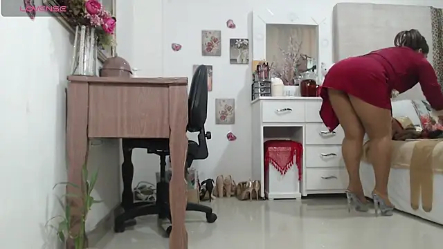 Jadeee  online show from 1, 6, 2026