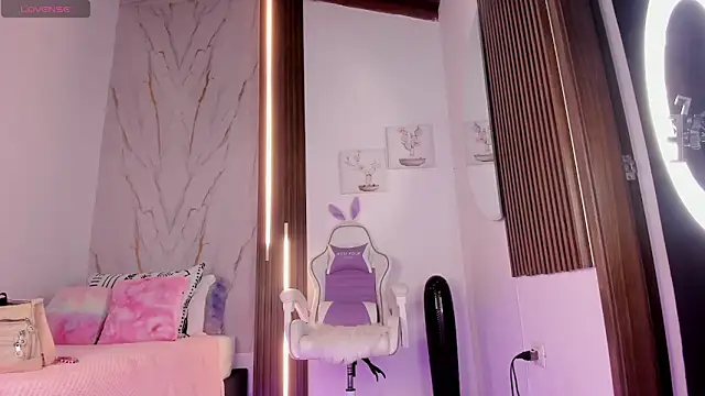 mia six66 online show from 4, 11, 2025