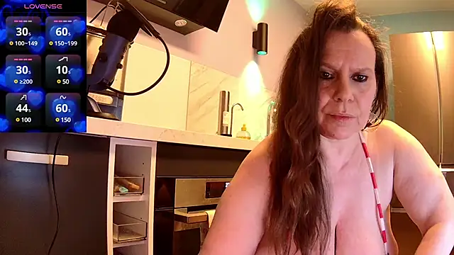 Endrocleia online show from 11, 2, 2025