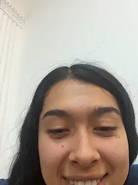 SweetLatiin  online show from 24, 11, 2025