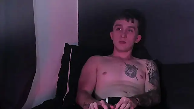 Dylanwhite23  online show from 11, 10, 2025