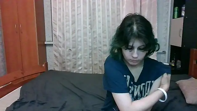 Snapshot of Crystal_Love_Porn chatting on 7, 2, 2025 Crystal Love Porn online show from 7, 2, 2025