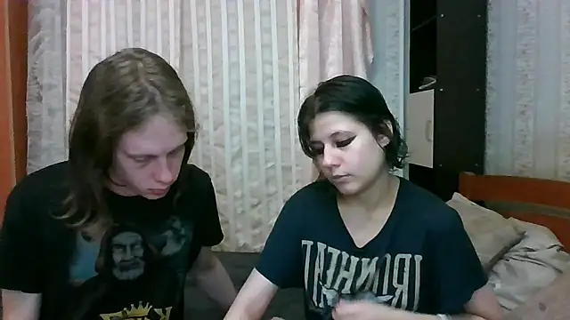 Snapshot of Crystal_Love_Porn chatting on 5, 3, 2025 Crystal Love Porn online show from 5, 3, 2025