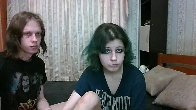 Snapshot of Crystal_Love_Porn chatting on 5, 3, 2025 Crystal Love Porn online show from 5, 3, 2025