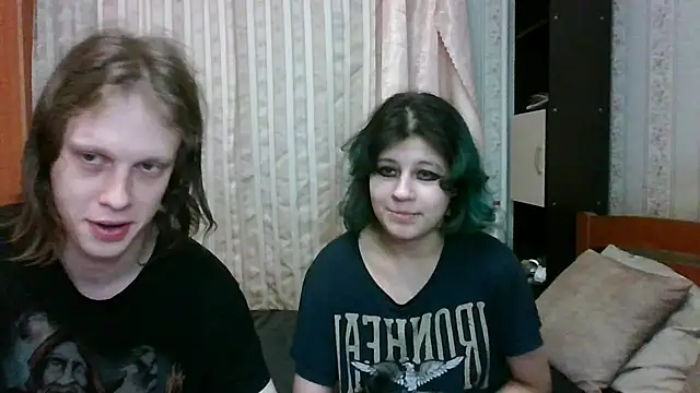 Snapshot of Crystal_Love_Porn chatting on 6, 3, 2025 Crystal Love Porn online show from 6, 3, 2025