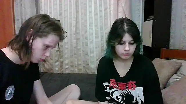 Snapshot of Crystal_Love_Porn chatting on 7, 3, 2025 Crystal Love Porn online show from 7, 3, 2025