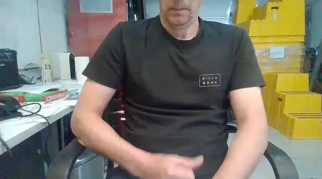 Raimundo1971 online show from 4, 12, 2024