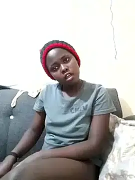 Sweetcecie01 online show from 12, 9, 2025