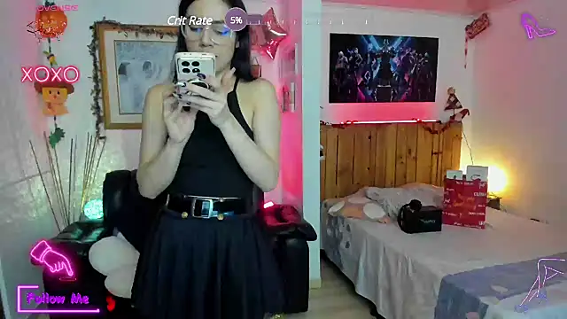 LauGrayJ online show from 13, 1, 2025