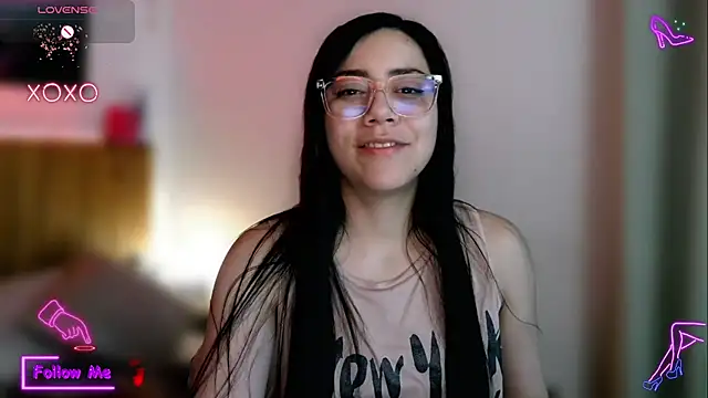 LauGrayJ online show from 5, 10, 2025