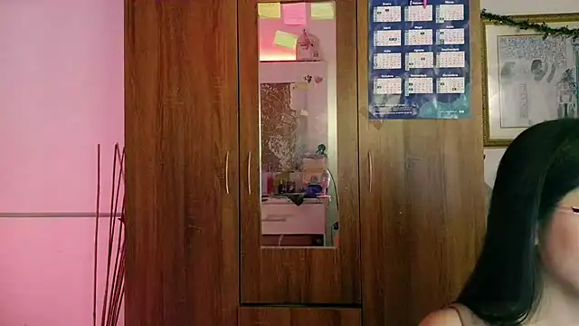 LauGrayJ online show from 12, 3, 2026