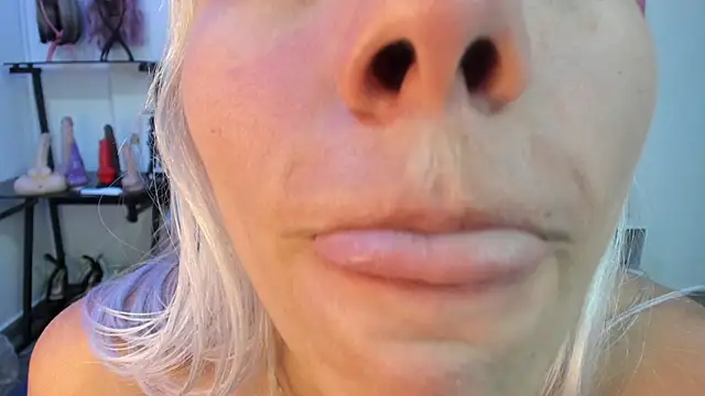 emmily giraldo online show from 21, 1, 2025