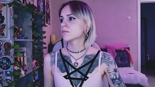 NaniMoore online show from 28, 5, 2026