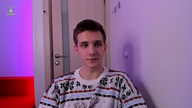 Snapshot of MarkGWalker chatting on 6, 2, 2025 MarkGWalker online show from 6, 2, 2025