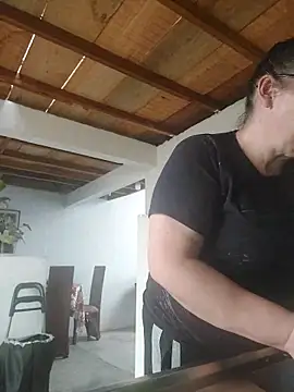 clarita 01 online show from 1, 4, 2026