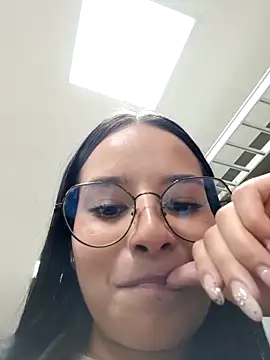  vaness online show from 3, 3, 2026