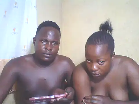 Dark Queenchocolate online show from 5, 11, 2025